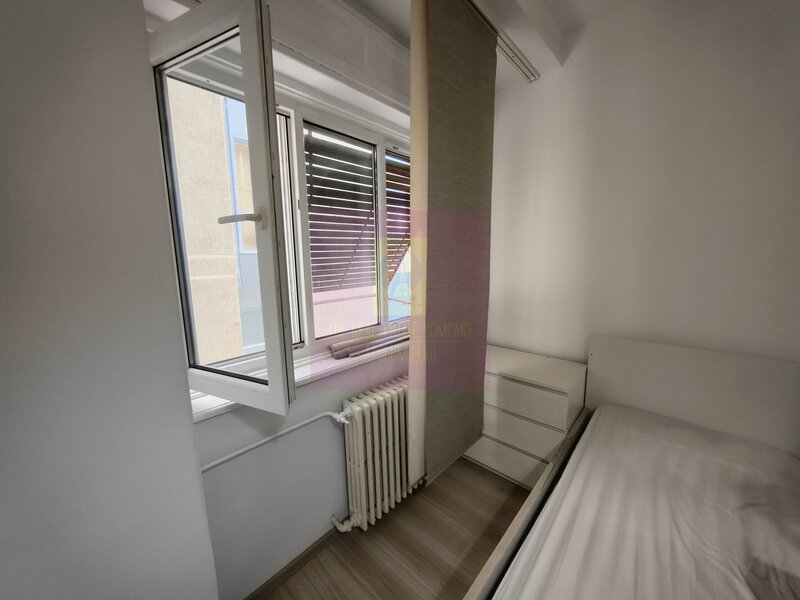 Garsoniera de inchiriat Ultracentral - Intre Piata Romana si Dorobanti